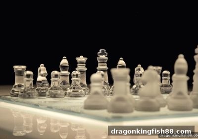 五子棋高手之路：龙王捕鱼揭秘心理战与技巧融合的致胜法则
