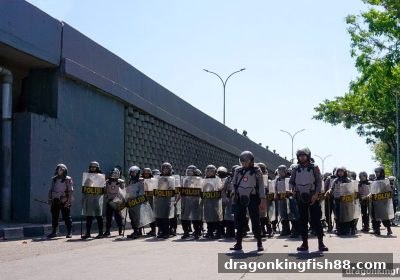 龙王捕鱼指南：六合彩平台资质核验全攻略，避开非法陷阱